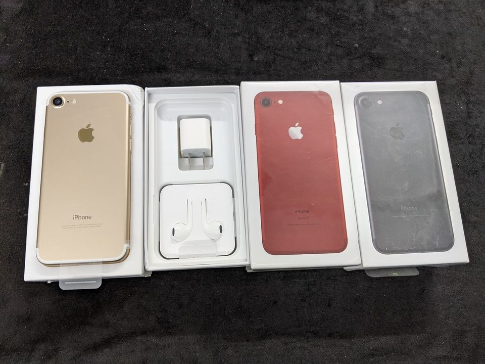 IPHONE 7 128GB REFURBISH BRAND NEW SEALED PACK uploaded by bombay_cell_exchange_ on 5/1/2021