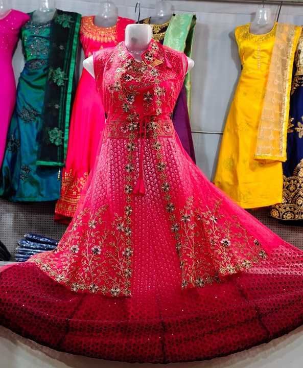Post image I want this types of court model Anarkali salwars. Anybody have whatsapp me 6369019028.