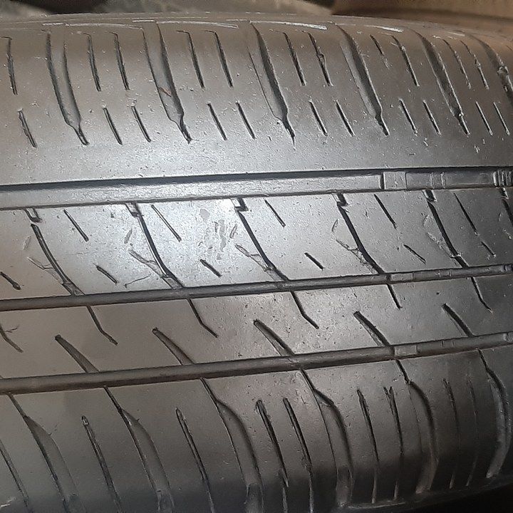 205-60-16 uploaded by Old tyre wholesalers  on 5/3/2021