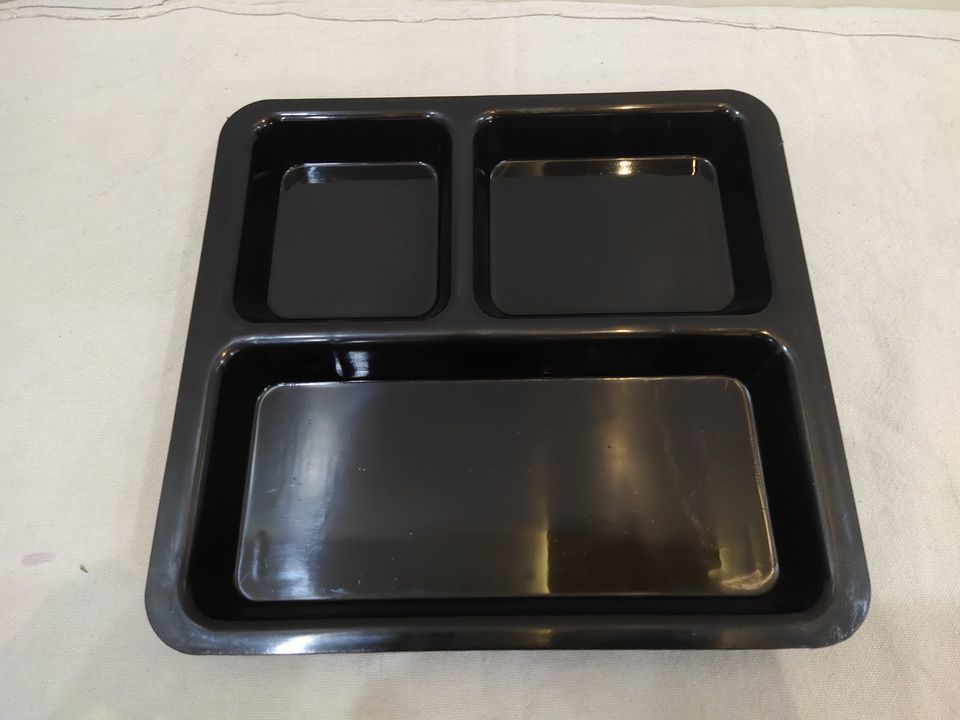 Life Plast Cafe 3 Partition Plate (10"x9.5") uploaded by business on 5/3/2021