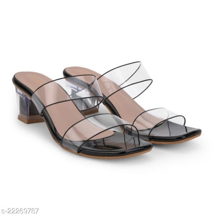 Women's beautiful sandal😍 uploaded by Shoes_collection on 5/5/2021
