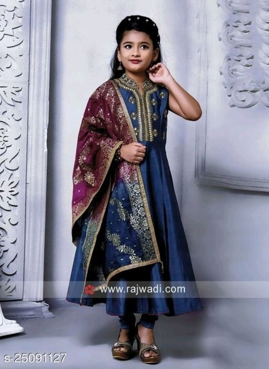 Modern Girls Ethnic Gowns

 uploaded by Aditi creation on 5/5/2021