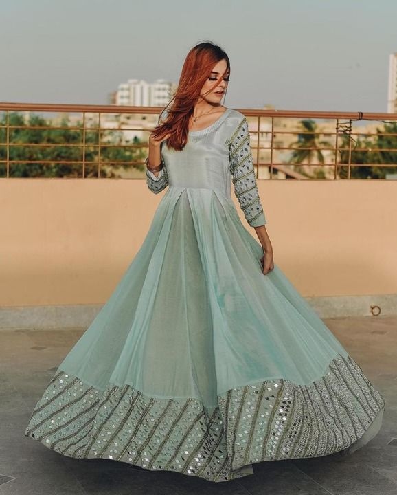 Gown uploaded by DIVYA'S  FASHION  HUB on 5/5/2021