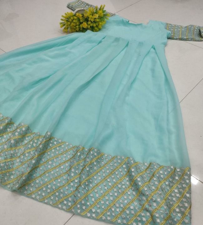 Gown uploaded by DIVYA'S  FASHION  HUB on 5/5/2021