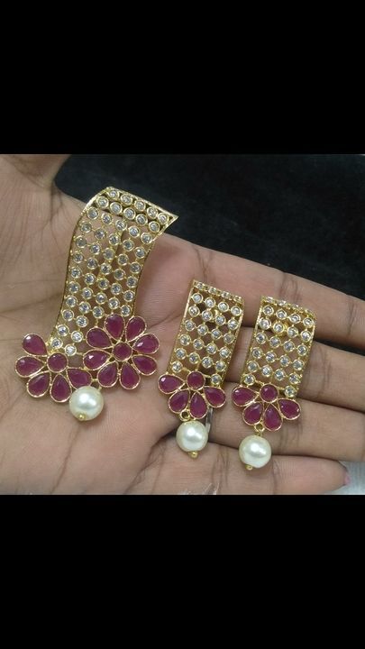 Earring pandent set uploaded by business on 5/6/2021