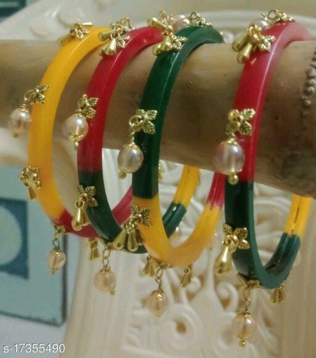 Bangles uploaded by business on 5/6/2021
