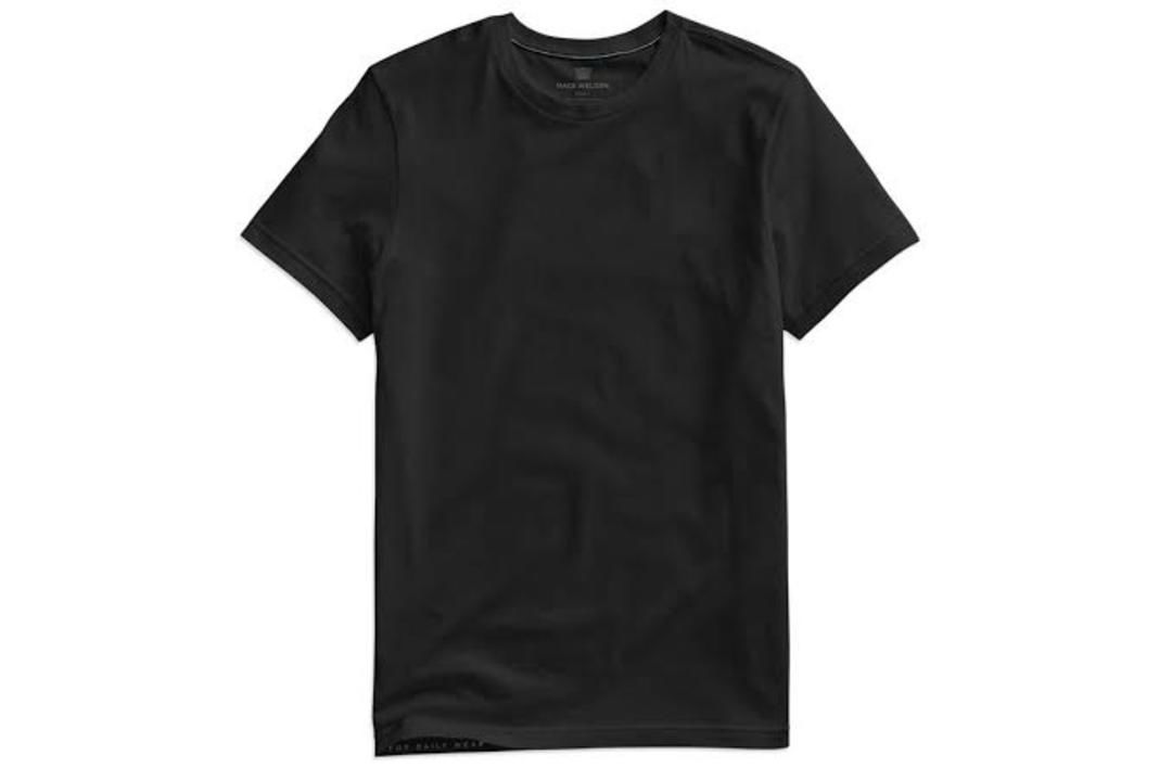 Men's Black T-shirt uploaded by Sunil Enterprises on 5/6/2021