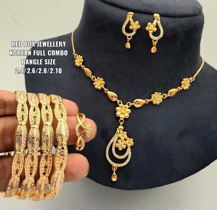 Super duper combos ₹1050 (sp. rates for bulk)
Shipping extra, done overseas

CALL 91-9879733364, 999 uploaded by Bharatnatyam Jewellers on 5/6/2021