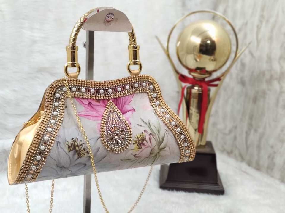 Bridal handbag uploaded by Anayat collections  on 5/7/2021