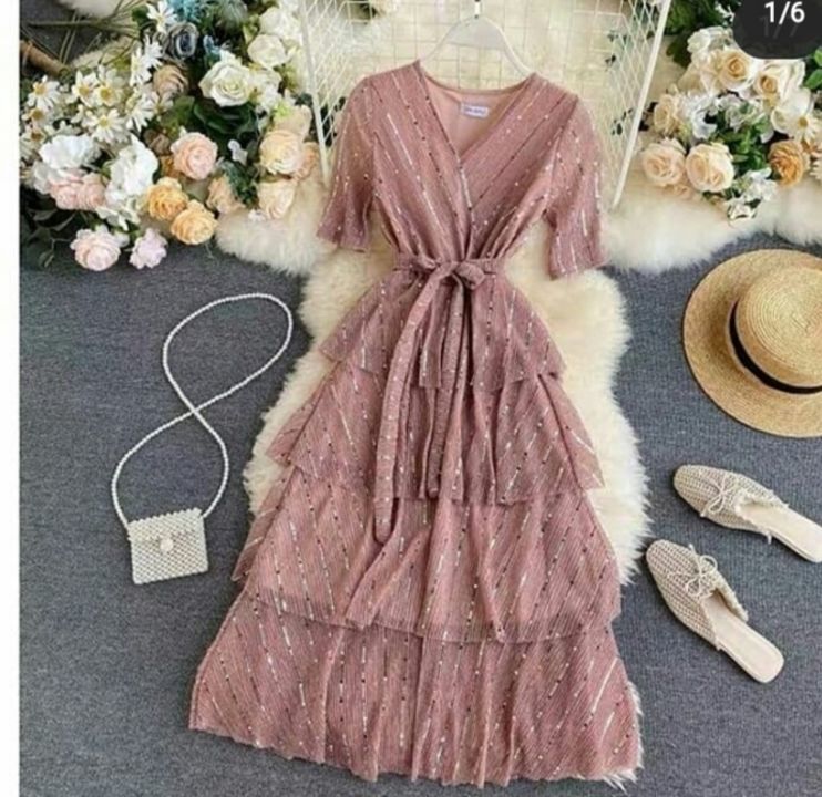 Post image I want 1 Pieces of I want this dress mujhe msg kra agar kissi k pass h to only offer you cod 
.
Chat with me only if you offer COD.
Below is the sample image of what I want.