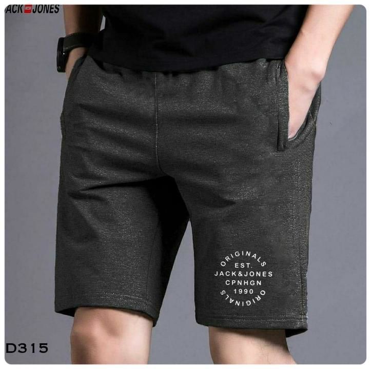 Post image Brand -  Jack &amp; Jones 

Style - Men's Shorts 

Fabric - 100% Cotton Loop Knit 

Gsm - 240

Color -  4

Size -  M,L,XL,2XL

Ratio - 1 2 2 1

Price - ₹

Moq -  25 pcs {24+1 pcs mix}

All goods are in Single pcs packed.

👉👉 Ready For Delivery