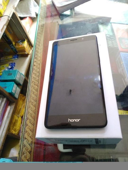 Honor 6x uploaded by Metro Mobile on 5/8/2021