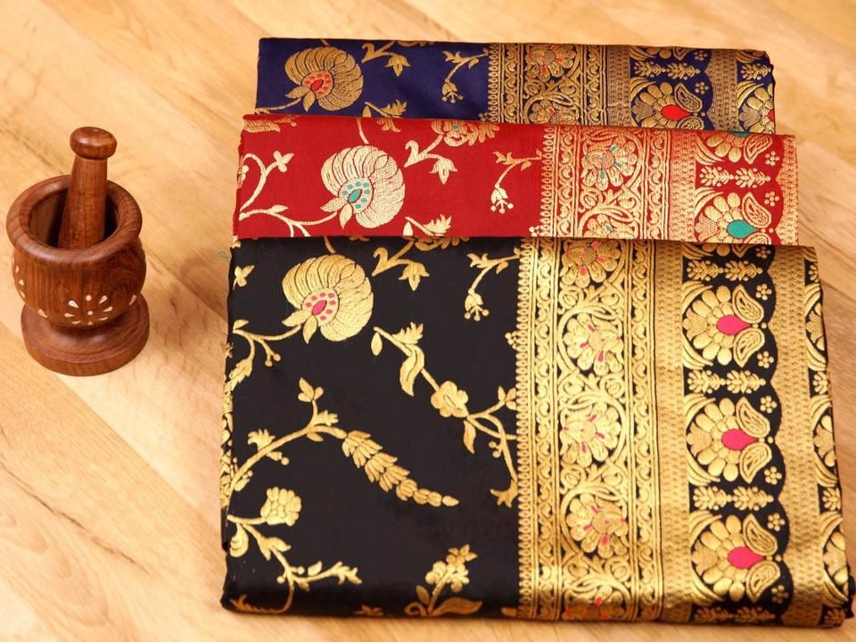 Real Gold zari weaving sarees 😍😍💞🤩🤩 uploaded by business on 5/9/2021