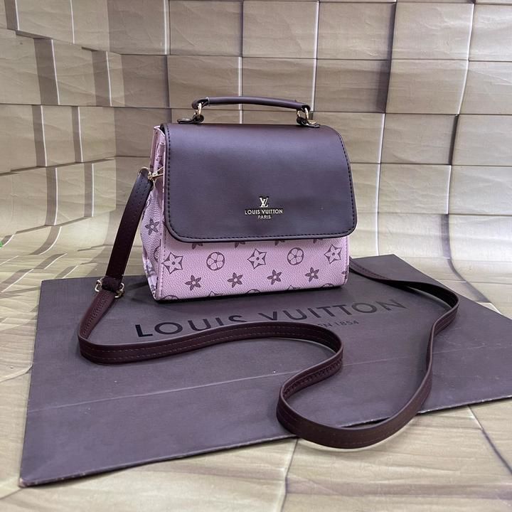 LOUIS VUITTON SLING BAG uploaded by Rakesh Textiles on 5/10/2021