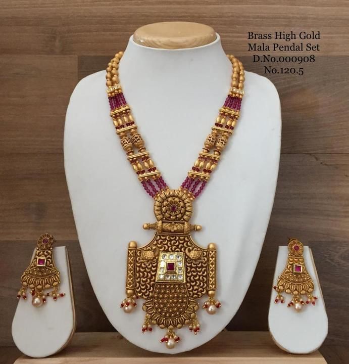 Hald gold pendal uploaded by business on 5/11/2021