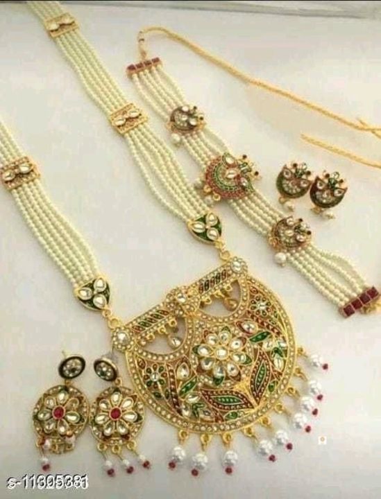 Twinkling unique jewellery sets  uploaded by business on 5/12/2021