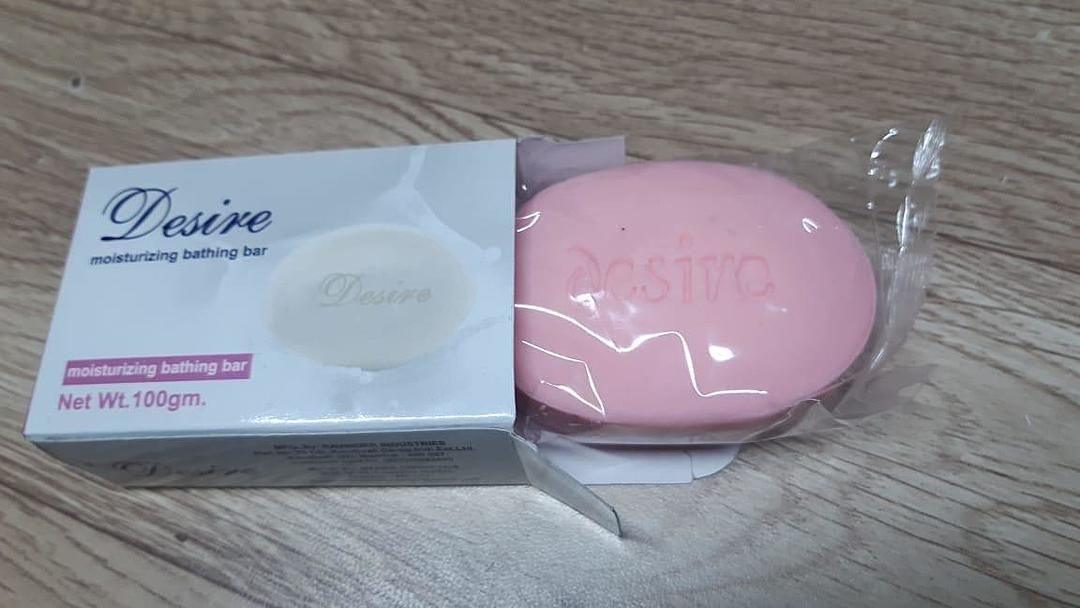 Post image Desire soap in 3 different variety
 premium soap mosturising cream effect in rich foam and lather
Dove kind of soap
MRP is 50 
On sale bulk available 1000 pc
96 piece in a box