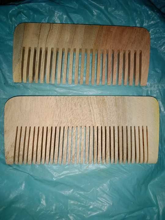 5inches Neem wood comb uploaded by business on 5/14/2021