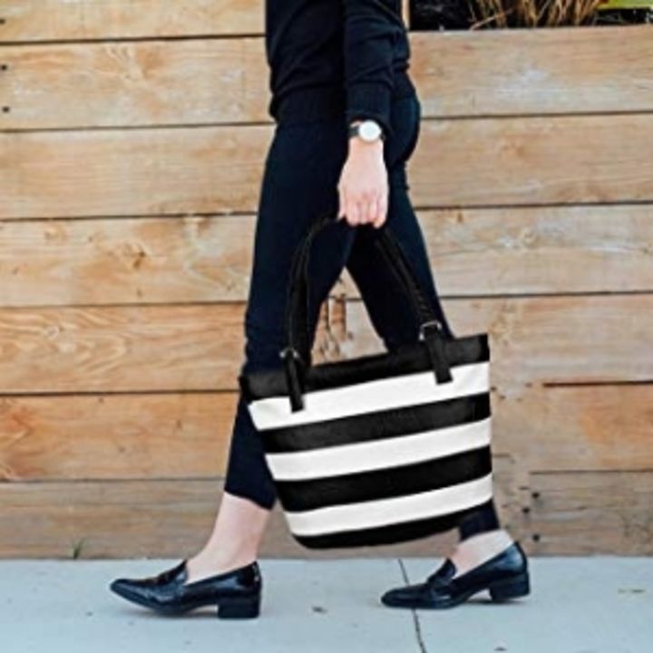 Post image Women's Handbag bag has updated their profile picture.