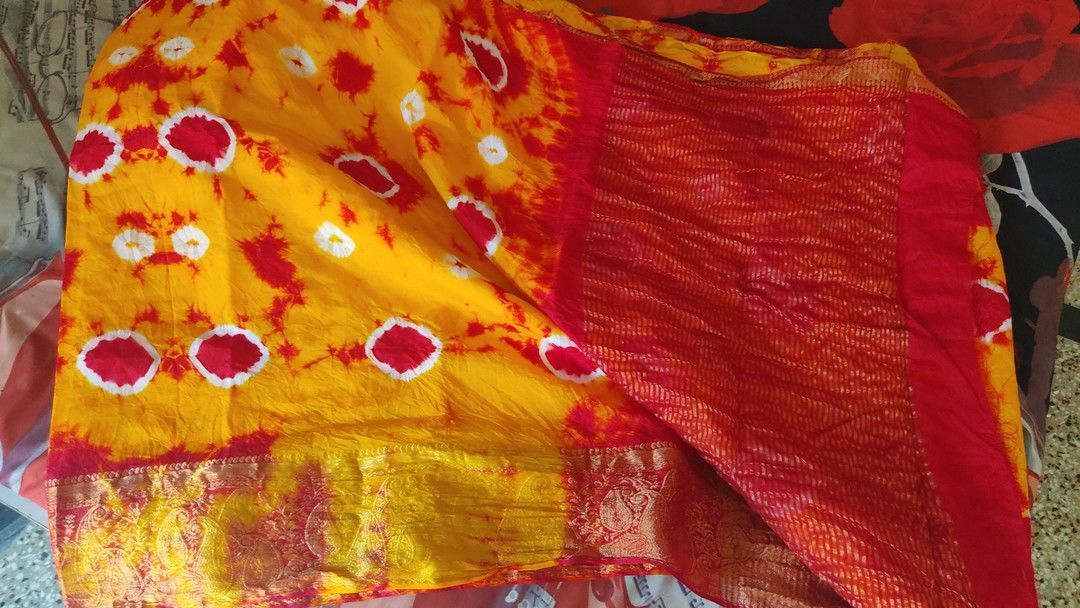 Saree uploaded by Vardhman a saree shop on 5/14/2021