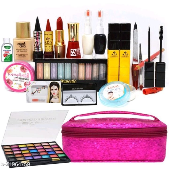 Makeup kit uploaded by business on 5/15/2021