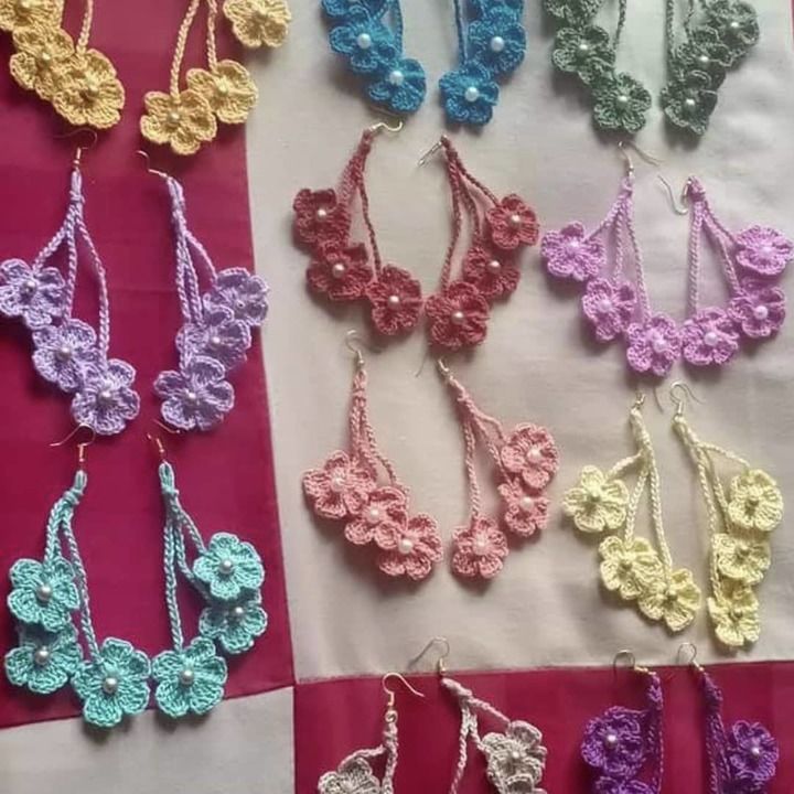 Flower earrings  uploaded by Hoichoi creation on 5/15/2021
