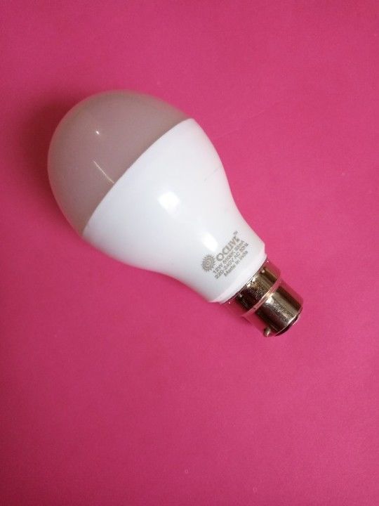 Oclive 12 watt led bulb uploaded by business on 5/16/2021