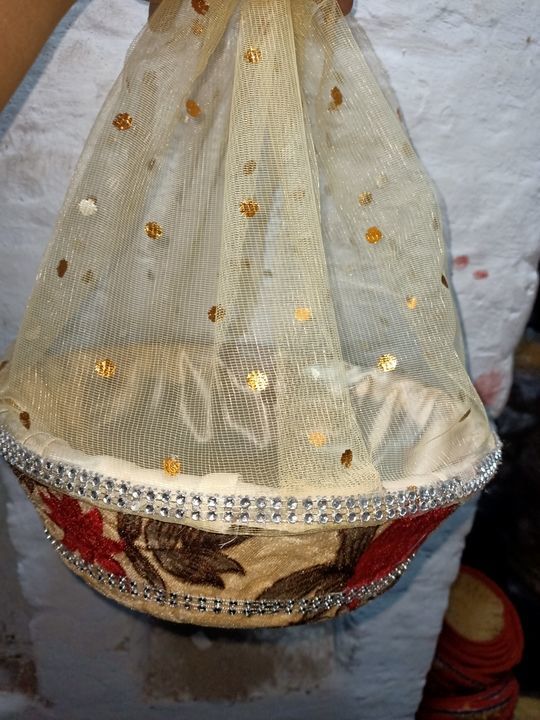Plastic packing basket full kapda uploaded by Rudraksh Handicrafts on 5/17/2021