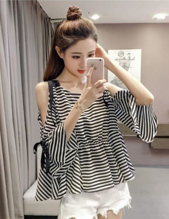 Black and White_Strips with sleeves uploaded by Online Shopping Store on 5/17/2021