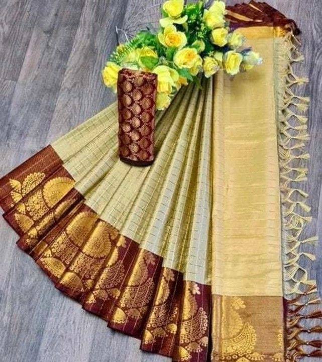 Saree uploaded by Lucky fashion on 5/18/2021