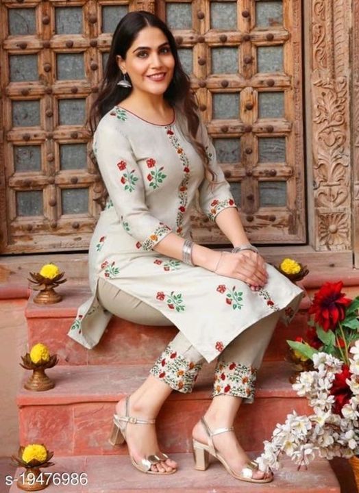 Kurti set uploaded by Mandira  on 5/18/2021