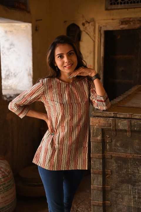 Post image New collection of cotton hand printed#TOP available...

Size = 38-46
Length = 26
Arm length=17

Price 500+shipping

Book now
Ready to dispatch