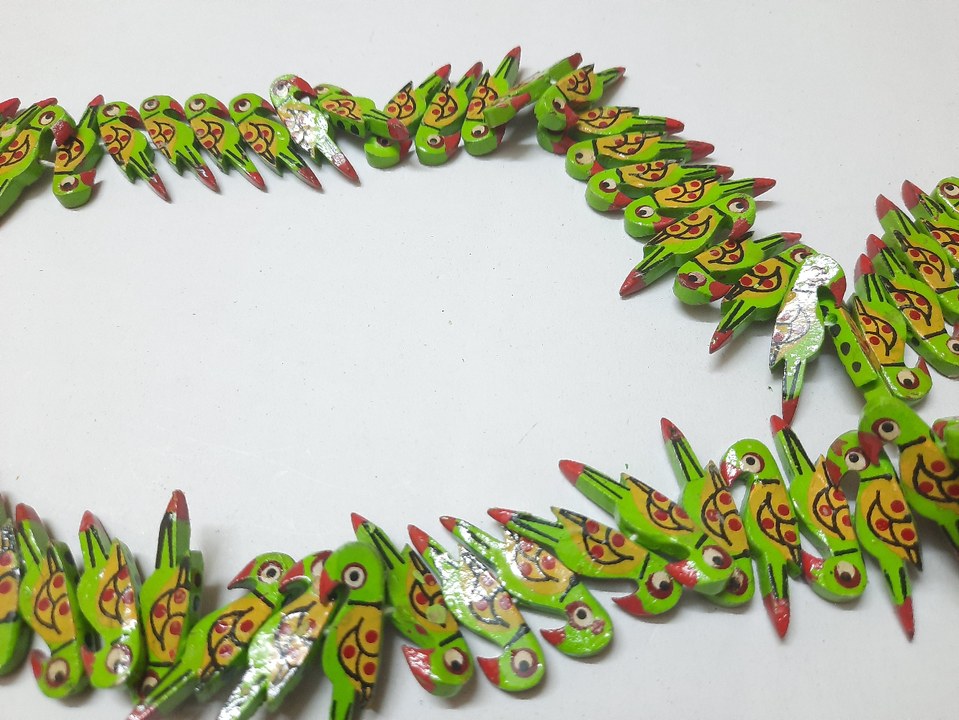 Small parrot green beads uploaded by Hast Shilp on 5/19/2021