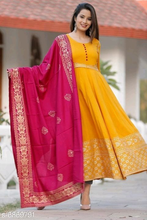 -anarkali kurti with dupatta uploaded by Deep boutique on 5/20/2021