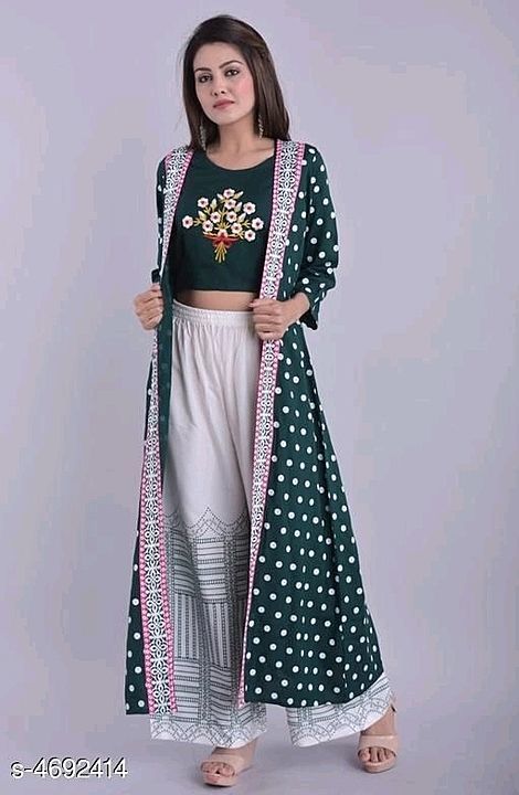 Women's Embroidered Rayon Kurta Set with Palazzos

 uploaded by Classy Designer  on 8/5/2020