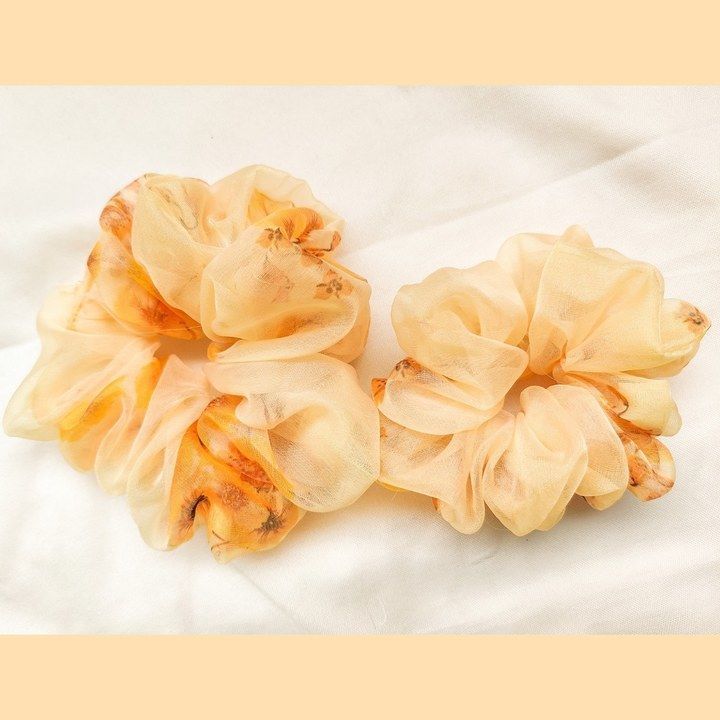 Floral organza scrunchie uploaded by BeadsONhook on 5/21/2021