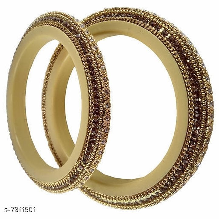 Golden/Silver Bangdi Kada Set of 2 pcs uploaded by business on 8/5/2020