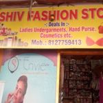 Business logo of Shiv fashion store