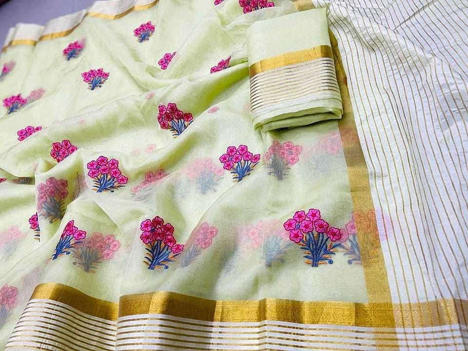 Post image *NEW LAUNCHING*

*PC-1314*

*SAREE*     2 TONE PAPERSILK
*BLOUSE*  BANGLORI SILK
*WORK*      EMBRODERY 

*HEAVY 2 TONE PAPERSILK SAREE WITH EMBRODERY CODING SEQENCE WORK BORDER ALSO HAVE WORK BLOUSE FRONT AS WEL AS BACK BOTH WORKED*

*READY TO SHIP*

ONLY AT JUST *₹.899*