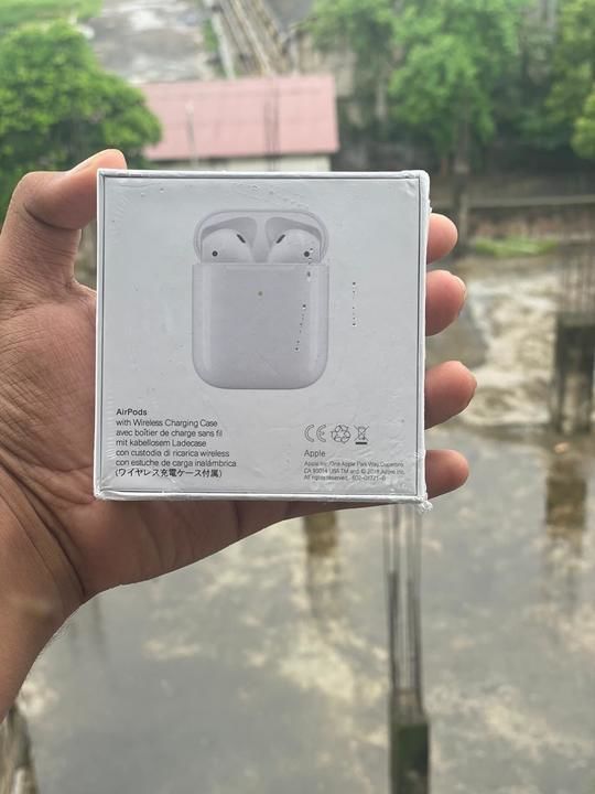 APPLE AIRPOD 2 uploaded by THE LUXURY GADGETS on 5/24/2021
