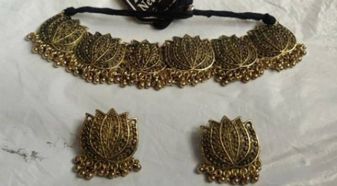 Beautiful Golden Lotus Style Jewellery Set uploaded by 101Store on 5/25/2021