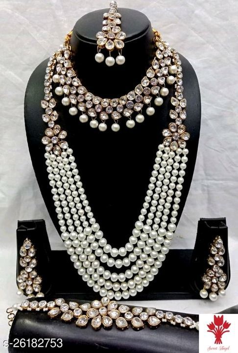 Bridal jewellery set uploaded by business on 5/25/2021