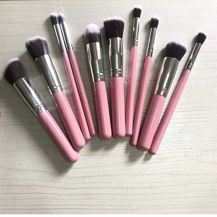 Makeup brushes uploaded by business on 5/27/2021