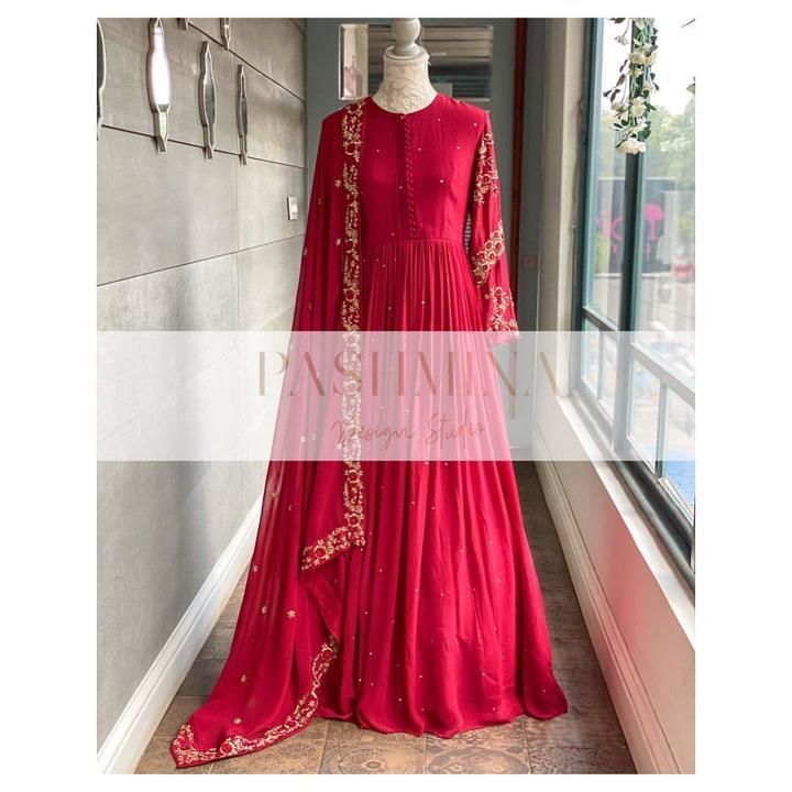 Product image of Anarkali gown , price: Rs. 999, ID: anarkali-gown-d40685b5