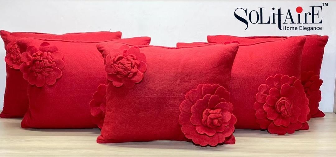Post image *A.t collection*
72898 36437 
*ATTRACTIVE Cushion covers*
✅Brand : Solitaire 
✅Color: Multicolour, Size 
✅Material: Microfibre
✅Package Contents: 5 Cushion Covers
✅Size:  12 by 16 inches
✅Closure: Zip

*Price 545*


*Weight 1 kg*