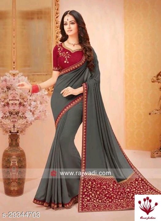 Product image of Attractive saree, price: Rs. 950, ID: attractive-saree-5b7efc77