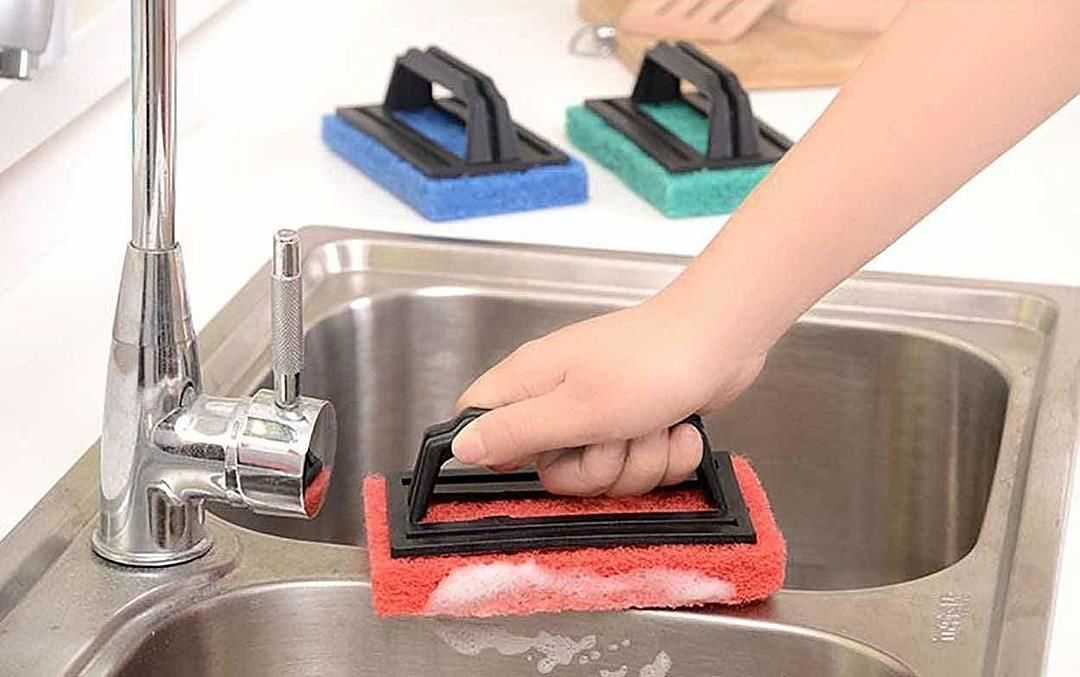 Handle scrubbers for washbasin, tiles, bathroom cleaning uploaded by business on 8/8/2020
