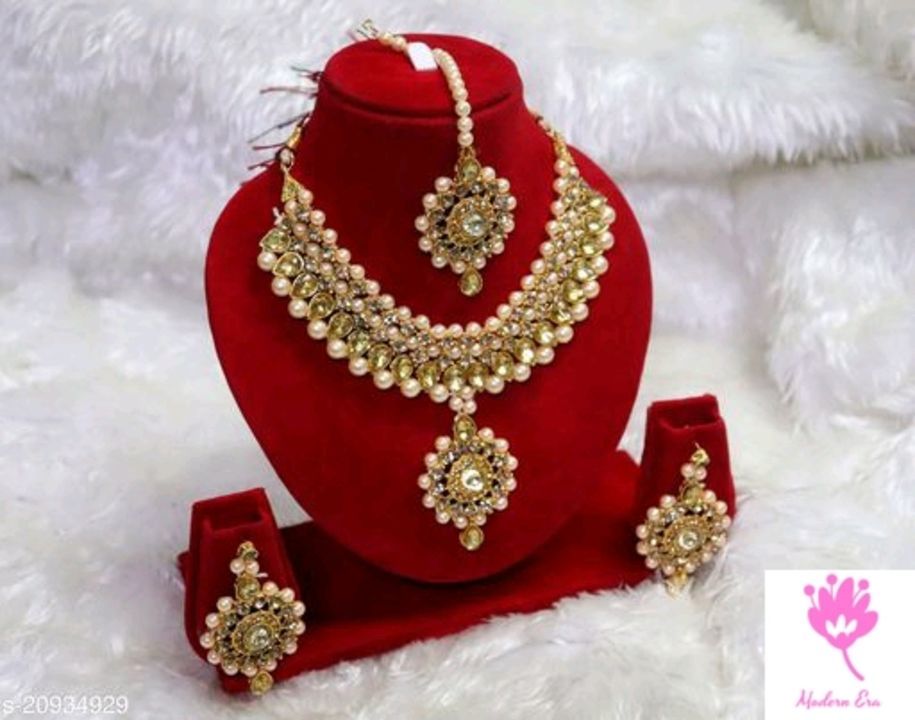 Women Jewellery uploaded by business on 5/31/2021