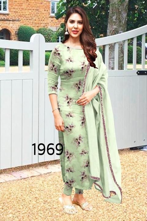 Digital dress uploaded by business on 6/1/2021