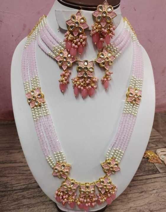 Catalog Name: *set*

🍊🍊🍊🍊🍊🍊
Beautiful neckline..
Premium quality..


Starting @₹ 699.0
🚚 _*Fr uploaded by Sartaj designer boutique  on 6/1/2021